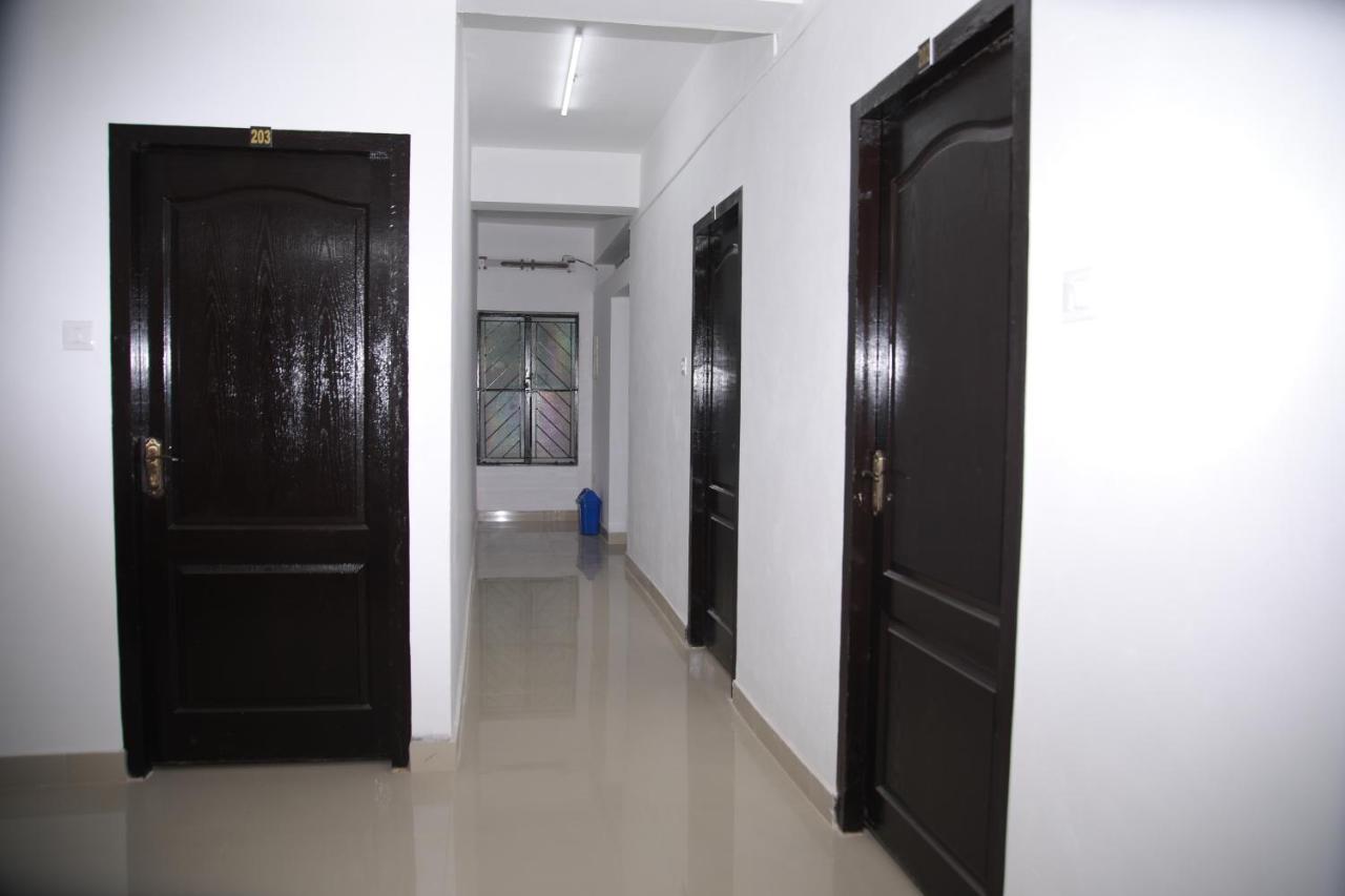 Meghna Residency Hotel Thiruvananthapuram Exterior photo