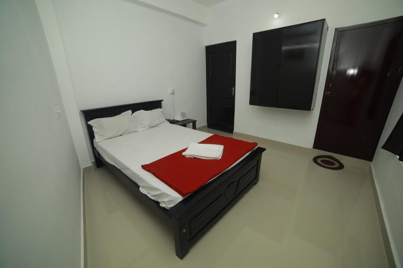 Meghna Residency Hotel Thiruvananthapuram Exterior photo