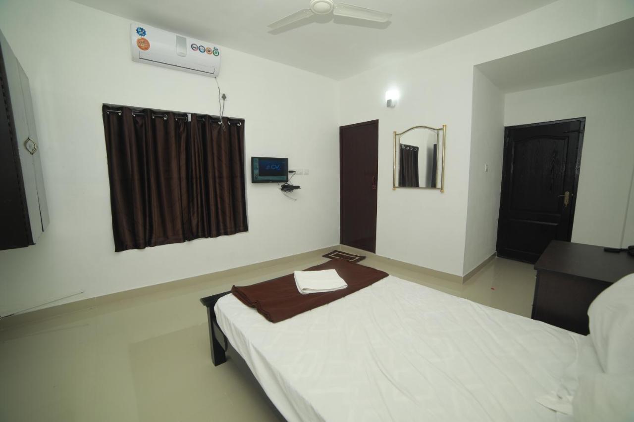 Meghna Residency Hotel Thiruvananthapuram Exterior photo