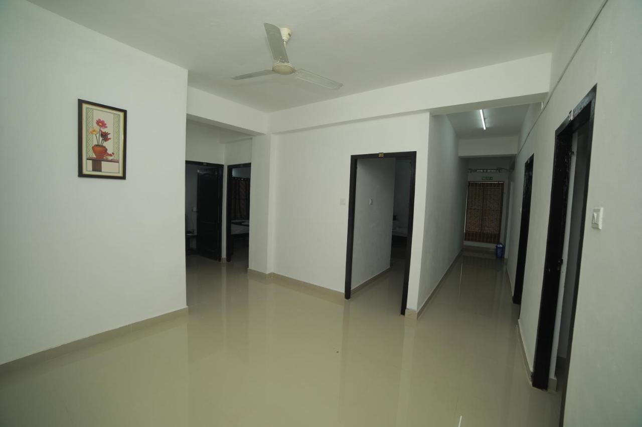 Meghna Residency Hotel Thiruvananthapuram Exterior photo