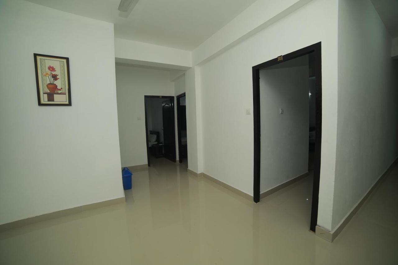 Meghna Residency Hotel Thiruvananthapuram Exterior photo